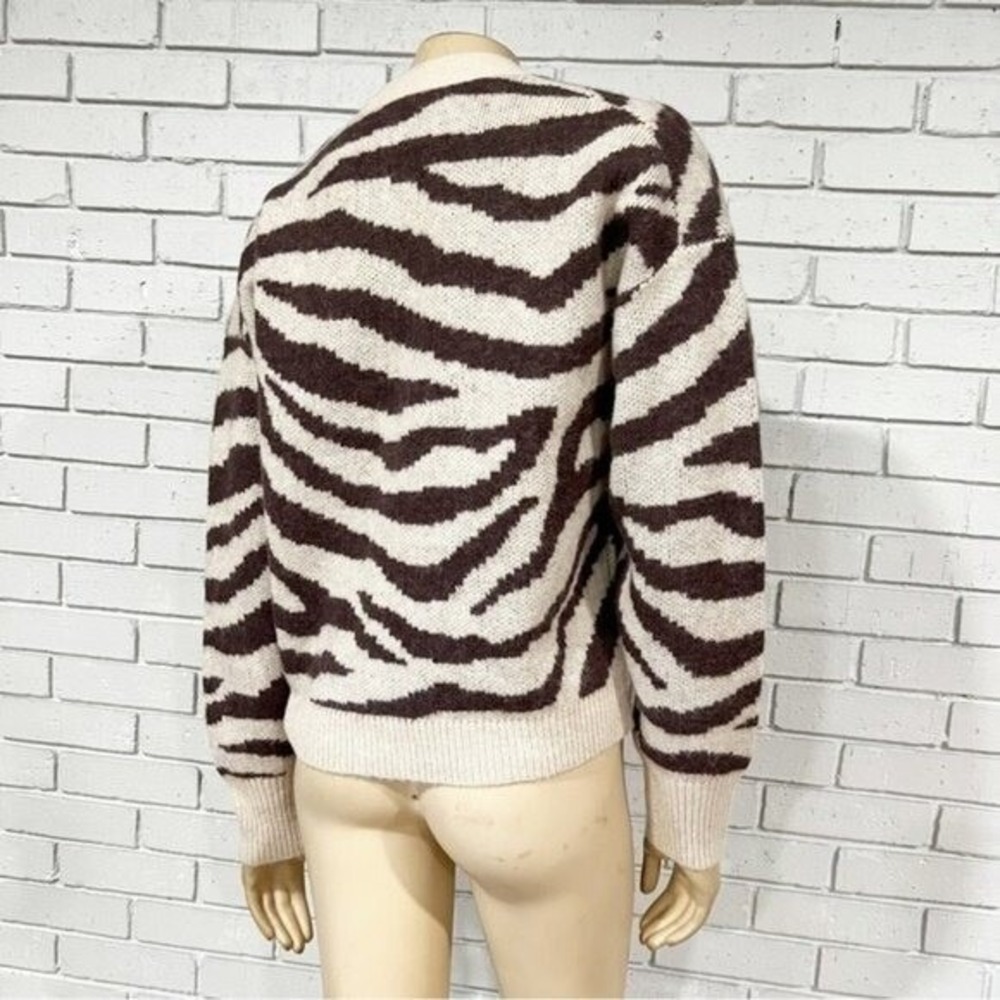 J.Crew Zebra Animal Print V-Neck Button Front Cardigan Brown Cream NWT L - Picture 4 of 12